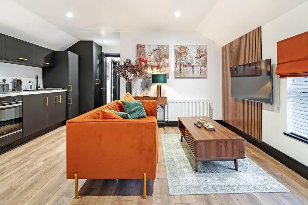 Апартаменты The Eden Loft: A Stylish Retreat *