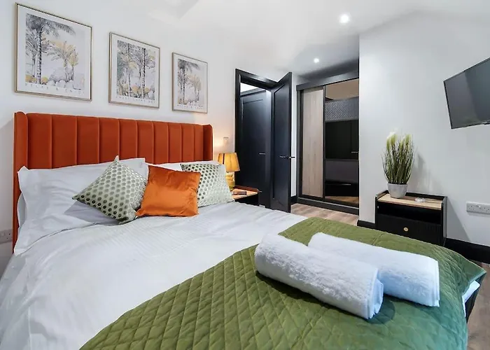 The Eden Loft: A Stylish Retreat