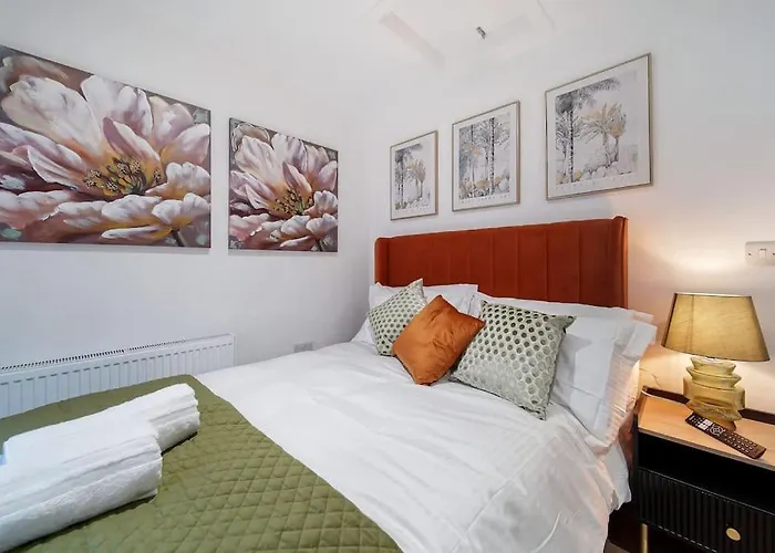 The Eden Loft: A Stylish Retreat